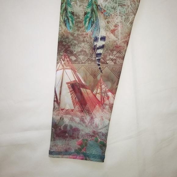 🔴SOLD🔴Evolution Creation Leggings - Picture 6 of 7